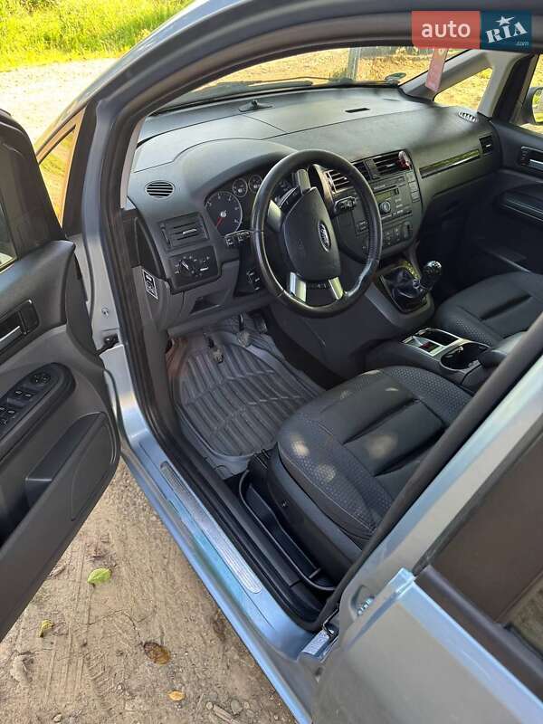 Минивэн Ford Focus C-Max 2004 в Черновцах
