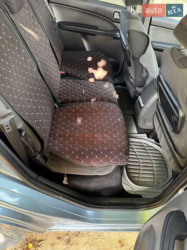 Минивэн Ford Focus C-Max 2004 в Черновцах
