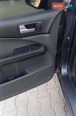 Минивэн Ford Focus C-Max 2005 в 