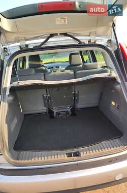 Мінівен Ford Focus C-Max 2006 в 