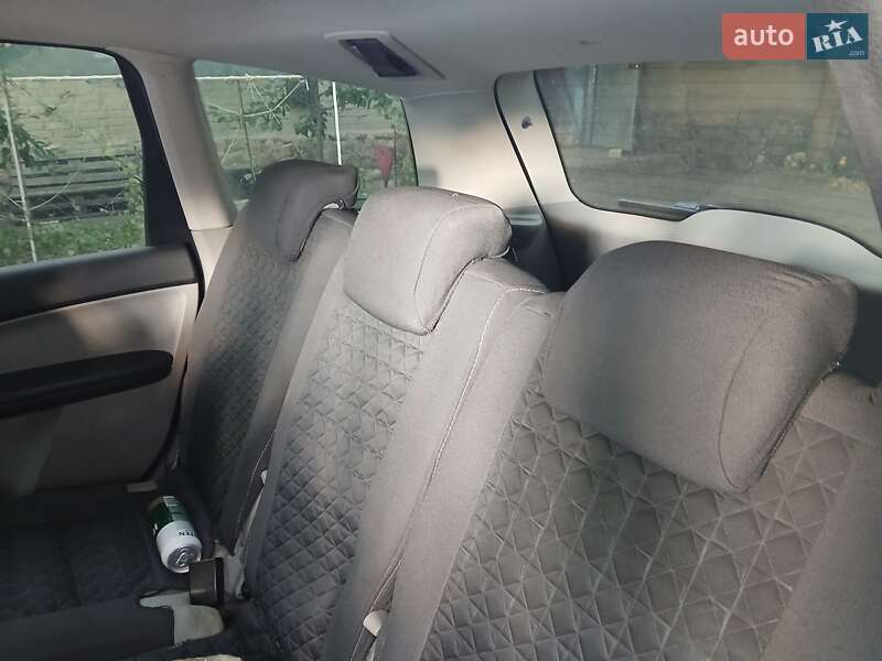 Минивэн Ford Focus C-Max 2004 в Кропивницком