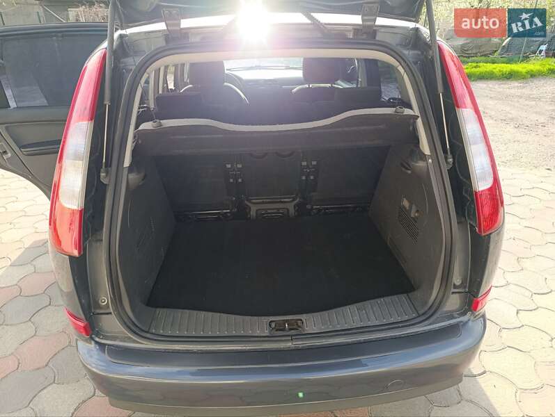 Мінівен Ford Focus C-Max 2006 в Чернівцях