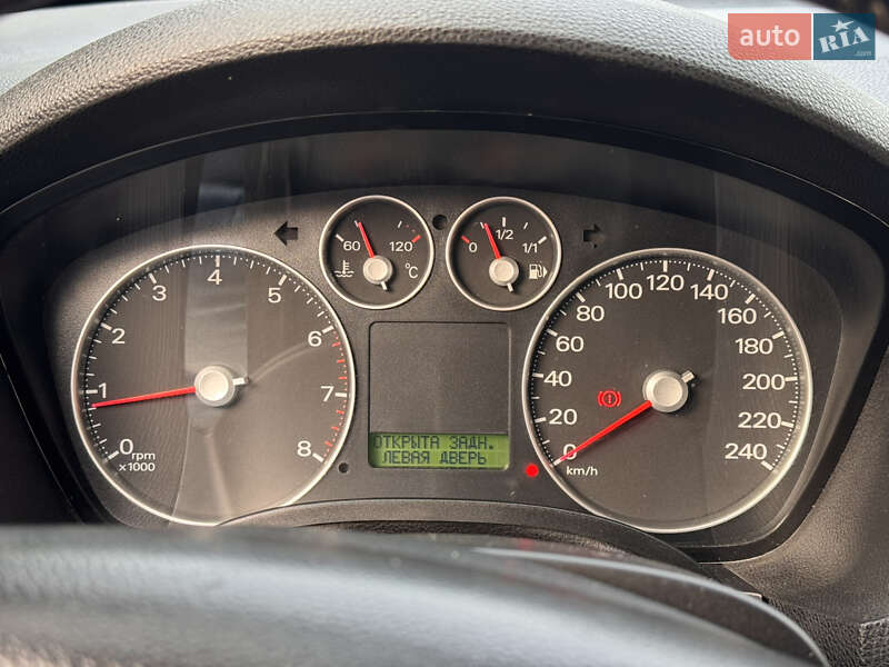 Минивэн Ford Focus C-Max 2003 в Днепре