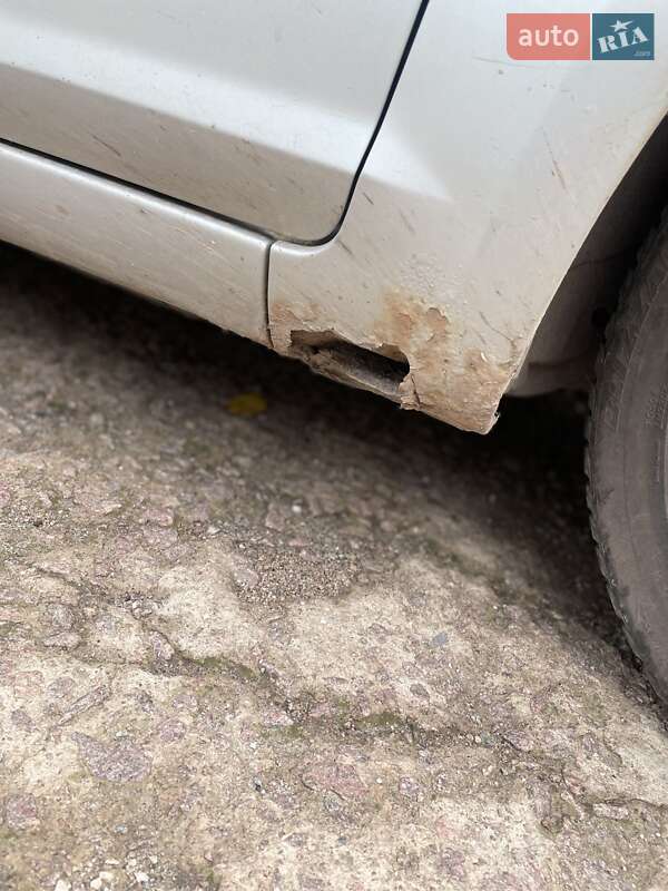 Минивэн Ford Focus C-Max 2003 в Кривом Роге фото 5 Минивэн Ford Focus C-Max 2003 в Кривом Роге