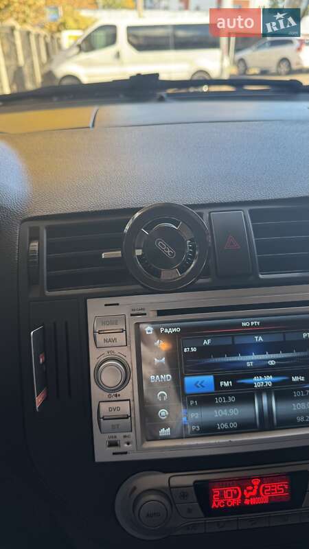 Мінівен Ford Focus C-Max 2005 в Житомирі
