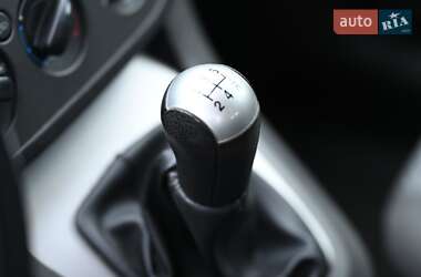 Мінівен Ford Focus C-Max 2006 в 