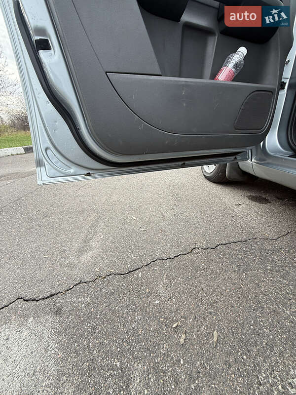 Минивэн Ford Focus C-Max 2005 в Новой Водолаге фото 34 Минивэн Ford Focus C-Max 2005 в Новой Водолаге