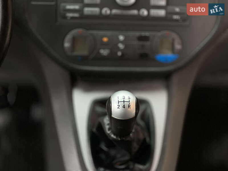 Минивэн Ford Focus C-Max 2004 в Ивано-Франковске