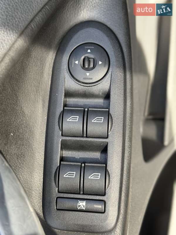 Минивэн Ford Focus C-Max 2008 в Киеве фото 17 Минивэн Ford Focus C-Max 2008 в Киеве