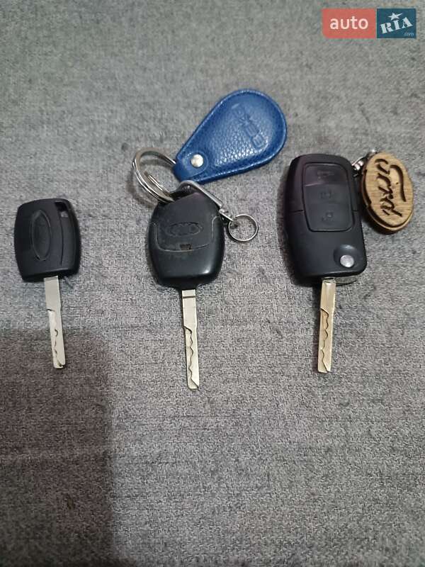 Мінівен Ford Focus C-Max 2007 в Пирятині