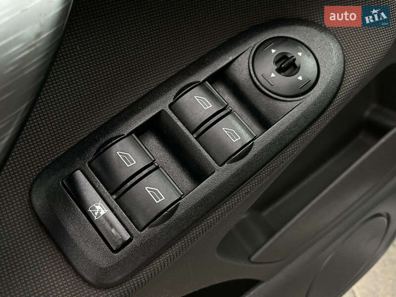 Мінівен Ford Focus C-Max 2007 в Луцьку фото 13 Мінівен Ford Focus C-Max 2007 в Луцьку