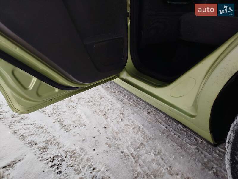 Минивэн Ford Focus C-Max 2006 в Хмельницком