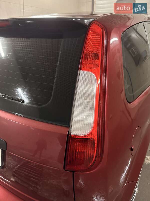 Мінівен Ford Focus C-Max 2005 в Чорткові