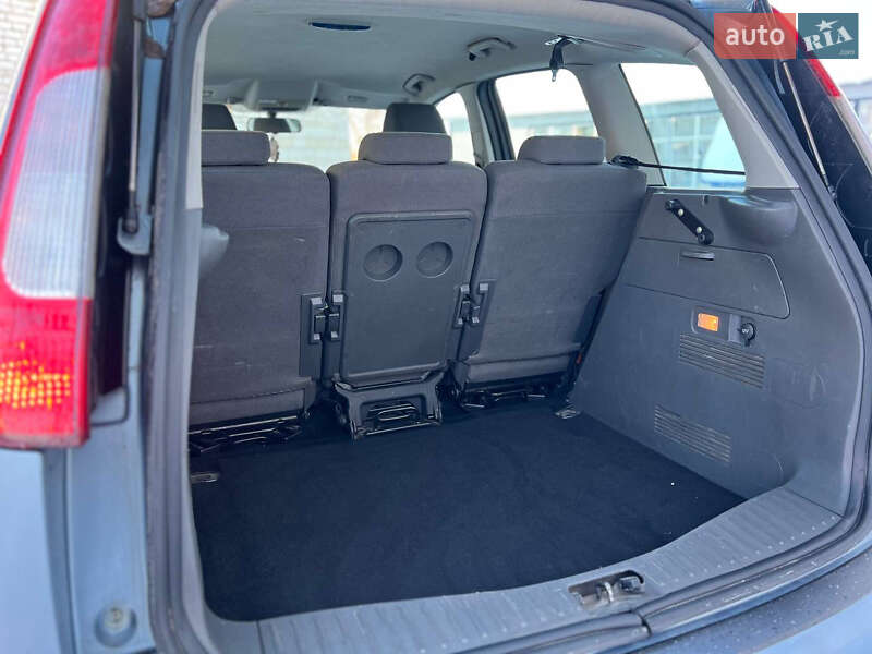 Минивэн Ford Focus C-Max 2006 в Жовкве