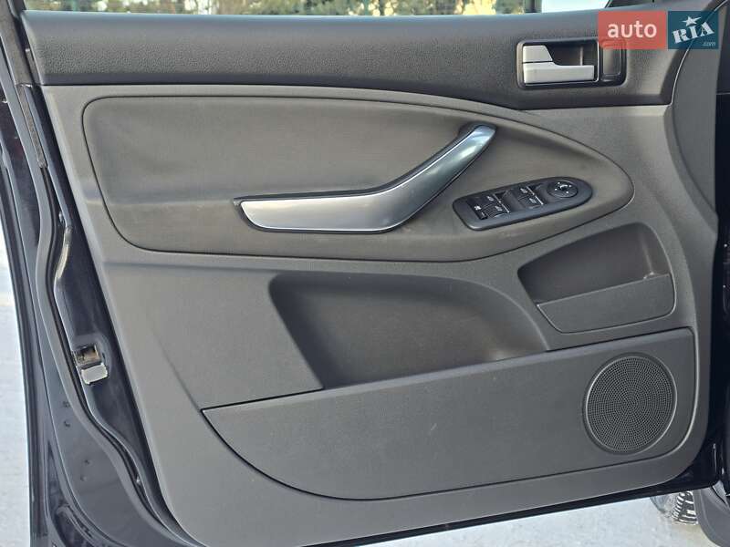 Минивэн Ford Focus C-Max 2009 в Хмельницком