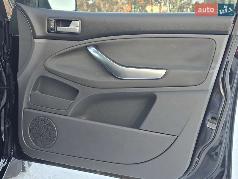 Минивэн Ford Focus C-Max 2009 в Хмельницком