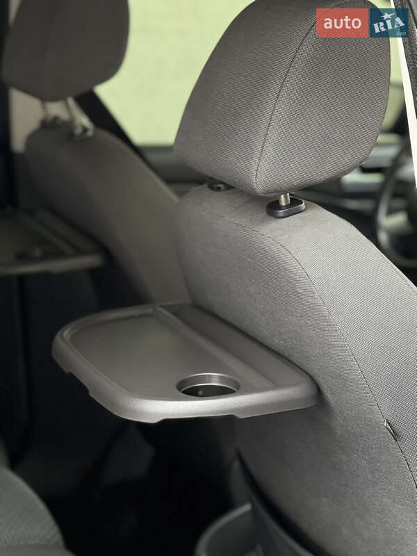 Минивэн Ford Focus C-Max 2004 в Жовкве