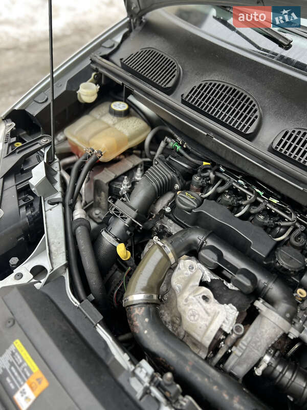 Минивэн Ford Focus C-Max 2004 в Жовкве