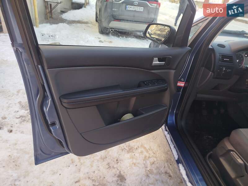 Мінівен Ford Focus C-Max 2006 в Житомирі