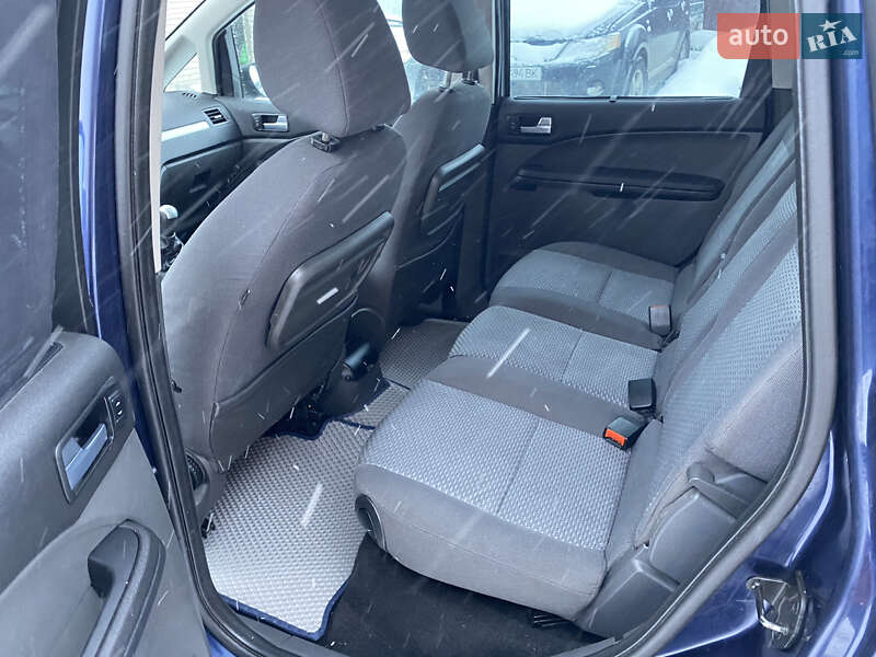 Минивэн Ford Focus C-Max 2003 в Бобровице