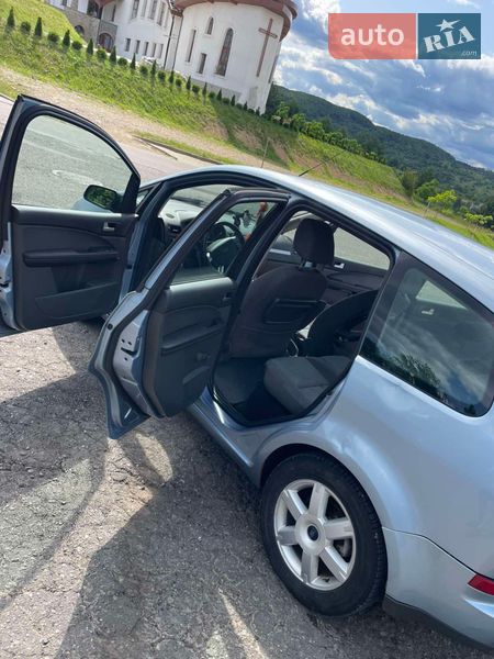 Минивэн Ford Focus C-Max 2005 в Долине