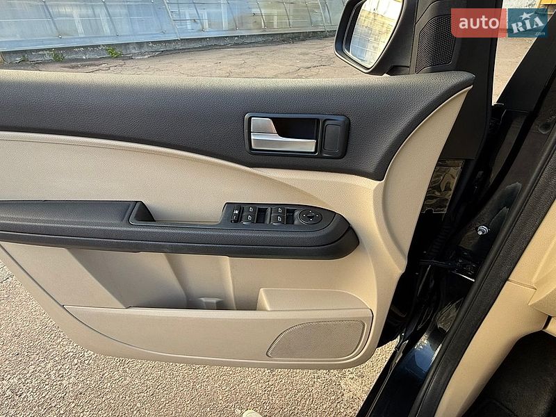 Мінівен Ford Focus C-Max 2003 в Житомирі