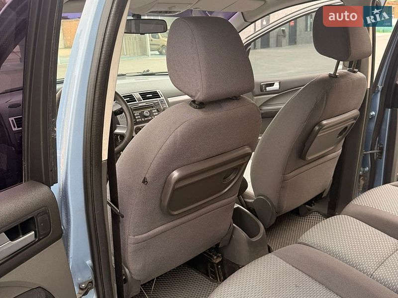 Минивэн Ford Focus C-Max 2006 в Лубнах