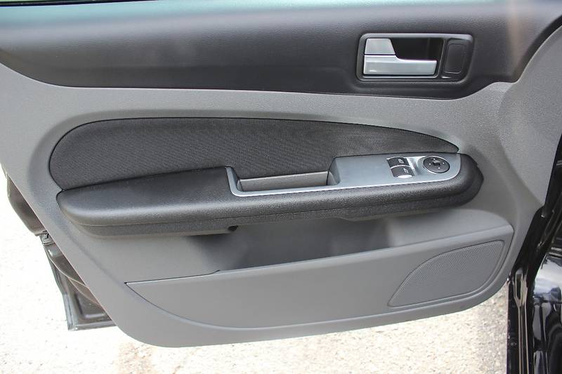 Седан Ford Focus 2010 в Днепре