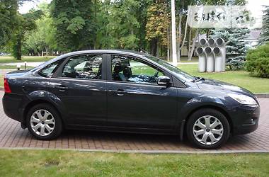 Седан Ford Focus 2012 в 