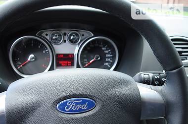 Седан Ford Focus 2012 в 
