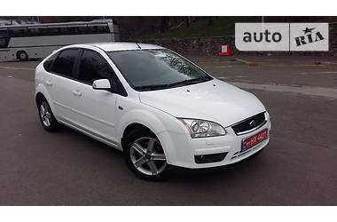 Хэтчбек Ford Focus 2007 в 
