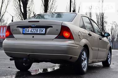 Седан Ford Focus 2001 в Горишних Плавнях