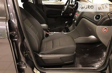 Хэтчбек Ford Focus 2010 в 
