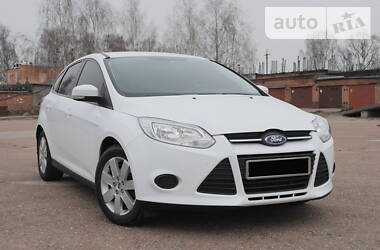 Хэтчбек Ford Focus 2014 в Чернигове