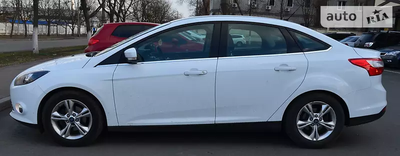 ford_focus__270591207fx.webp