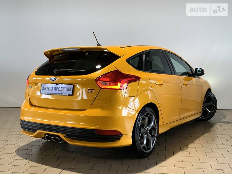 Хетчбек Ford Focus 2017 в Києві
