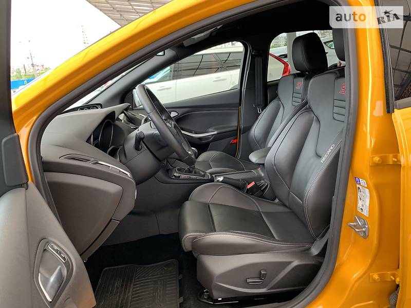 Хетчбек Ford Focus 2017 в Києві