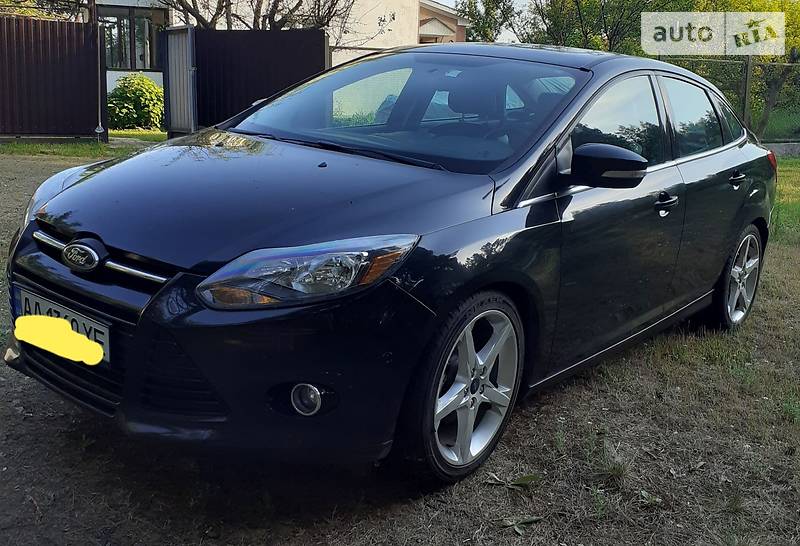 Седан Ford Focus 2014 в 