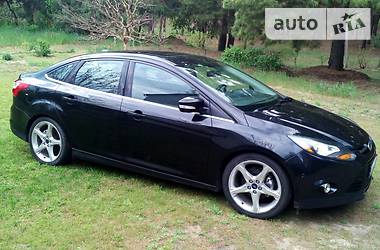 Седан Ford Focus 2014 в 