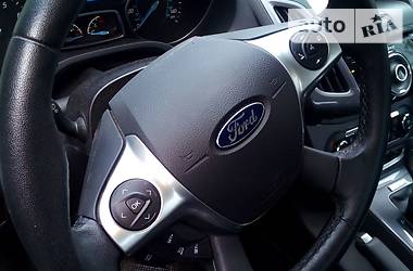 Седан Ford Focus 2014 в Києві