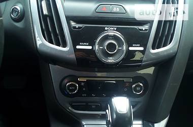 Седан Ford Focus 2014 в 