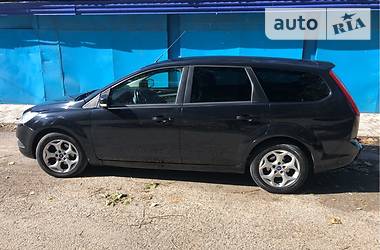 Універсал Ford Focus 2010 в 