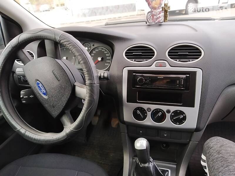 Універсал Ford Focus 2004 в Ужгороді