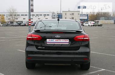 Хэтчбек Ford Focus 2015 в Киеве