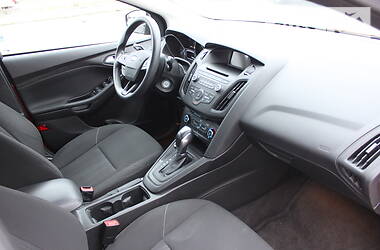 Седан Ford Focus 2016 в 