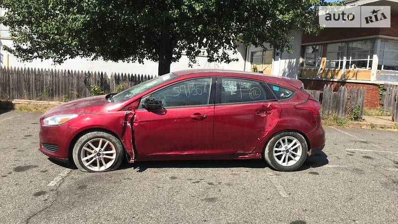 Хетчбек Ford Focus 2016 в Дніпрі