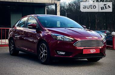 Седан Ford Focus 2017 в Киеве