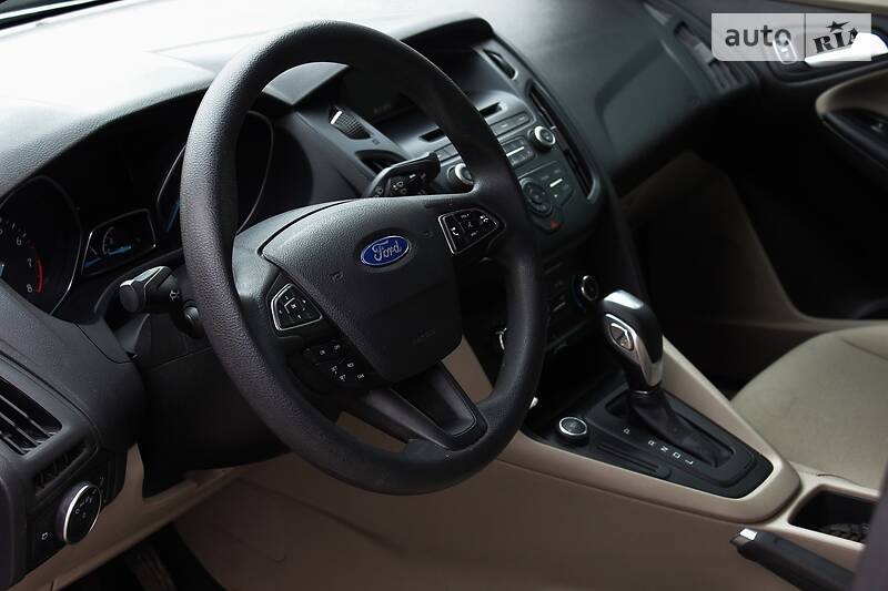 Седан Ford Focus 2015 в Одесі