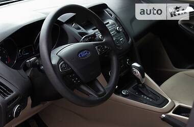 Седан Ford Focus 2015 в 