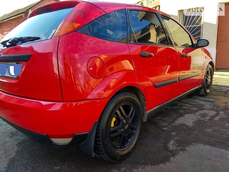Хетчбек Ford Focus 1998 в Дрогобичі